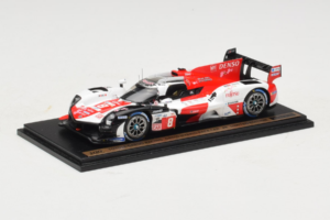 Toyota GR010 Hybrid Hypercar #8 S. Buemi / B. Hartley / R. Hirakawa Toyota Gazoo Racing 24 Hours of Le Mans 2023 Spark 1:43 T — billede 3 af 4