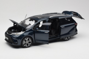 Toyota Granvia Mørkeblå OEM 1:18 FCL22GR803 Metal — billede 2 af 8