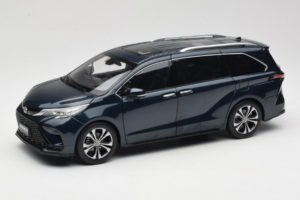 Toyota Granvia Mørkeblå OEM 1:18 FCL22GR803 Metal