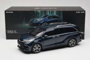 Toyota Granvia Mørkeblå OEM 1:18 FCL22GR803 Metal — billede 8 af 8