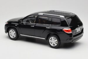 Toyota Highlander XU40 Sort Paudi Model 1:18 2043612-B1 Metal — billede 7 af 8
