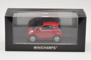 Toyota iQ Rød Minichamps 1:43 400166800 Metal — billede 4 af 4