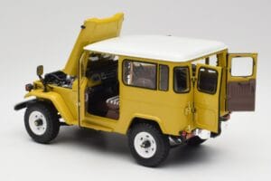 Toyota Land Cruiser FJ40 Sennep Gul Kyosho 1:18 08971Y Metal — billede 5 af 8