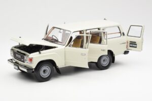 Toyota Land Cruiser J60 Hvid Kyosho 1:18 08956W Metal — billede 2 af 8