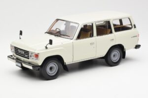 Toyota Land Cruiser J60 Hvid Kyosho 1:18 08956W Metal