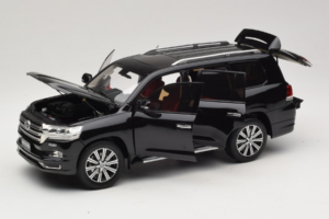 Toyota Land Cruiser LC200 Sort Kengfai 1:18 KF024-13 Metal — billede 2 af 8