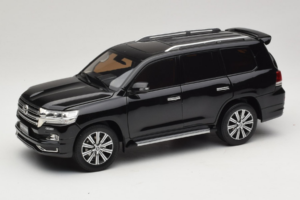 Toyota Land Cruiser LC200 Sort Kengfai 1:18 KF024-13 Metal