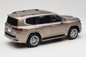 Toyota Land Cruiser LC300 ZX Guld LCD 1:18 LCD18013-ZX-GO Metal — billede 3 af 8