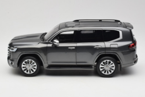 Toyota Land Cruiser LC300 ZX Grå LCD 1:18 LCD18013-ZX-GR Metal — billede 4 af 8