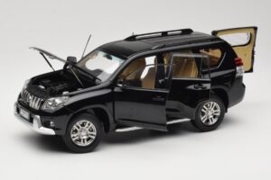 Toyota Land Cruiser Prado J150 Sort Paudi Model 1:18 623132-BK Metal — billede 2 af 8
