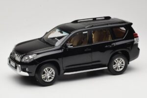 Toyota Land Cruiser Prado J150 Sort Paudi Model 1:18 623132-BK Metal