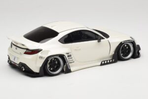 Toyota Pandem GR86 ZN8 Crystal White GT Spirit 1:18 GT498 Resin — billede 2 af 6