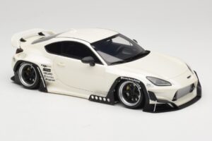 Toyota Pandem GR86 ZN8 Crystal White GT Spirit 1:18 GT498 Resin — billede 4 af 6