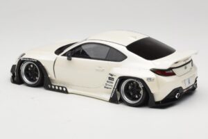 Toyota Pandem GR86 ZN8 Crystal White GT Spirit 1:18 GT498 Resin — billede 5 af 6