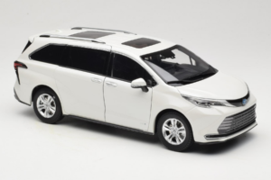 Toyota Sienna XL30 Hvid OEM 1:18 TOYOTA013 Metal — billede 6 af 8