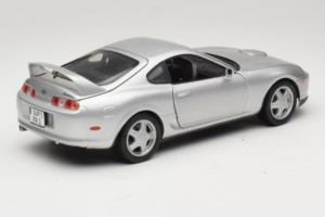 Toyota Supra A80 Sølv Kyosho 1:18 8847 Metal — billede 3 af 8