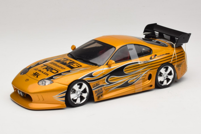 Toyota Supra A80 Guld Tunerz Edition Hot Wheels 1:18 B6091 Metal