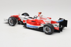 Toyota TF105 #16 J. Trulli Panasonic Toyota Racing 2005 Minichamps 1:18 100050016 Metal — billede 5 af 7