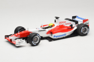 Toyota TF105 #17 R. Schumacher Panasonic Toyota Racing Showcar 2005 Minichamps 1:18 100050087 Metal