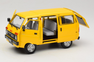 Toyota TJ110 Tianjin Huali Gul OEM 1:18 TOYOTA014 Metal — billede 2 af 8