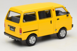 Toyota TJ110 Tianjin Huali Gul OEM 1:18 TOYOTA014 Metal — billede 3 af 8