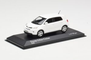 Toyota Urban Cruiser Hvid Minichamps 1:43 400166960 Metal — billede 3 af 3