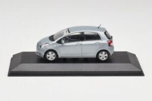 Toyota Yaris Mk2 Glacier Blå Minichamps 1:43 TOYOTA001 Metal