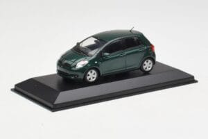 Toyota Yaris XP10 Oxford Green Minichamps 1:43 400166501 Metal — billede 2 af 4