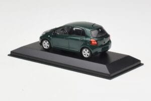 Toyota Yaris XP10 Oxford Green Minichamps 1:43 400166501 Metal — billede 3 af 4