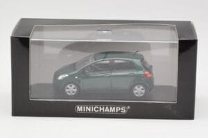 Toyota Yaris XP10 Oxford Green Minichamps 1:43 400166501 Metal — billede 4 af 4