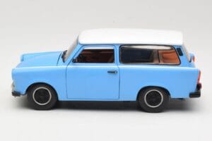 Trabant 601 Stationcar Blå Sun Star 1:18 4272 Metal — billede 4 af 8