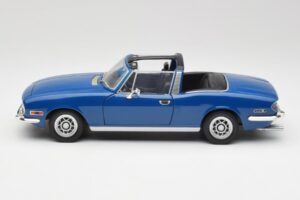 Triumph Stag Mk1 Sapphire Blue Revell 1:18 8815 Metal — billede 4 af 8