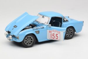 Triumph TR4 Rally Car Revell 1:18 8773 Metal — billede 2 af 8