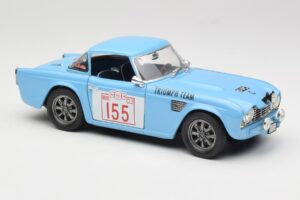 Triumph TR4 Rally Car Revell 1:18 8773 Metal — billede 6 af 8