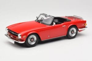 Triumph TR6 PI Rød Minichamps 1:18 155132031 Metal