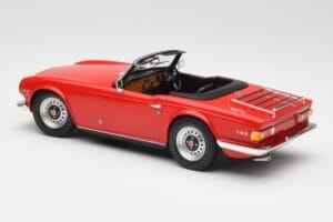 Triumph TR6 PI Rød Minichamps 1:18 155132031 Metal — billede 5 af 6