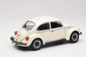 Volkswagen 1200 Jeans Bug Hvid Minichamps 1:18 150057101 Metal — billede 3 af 8