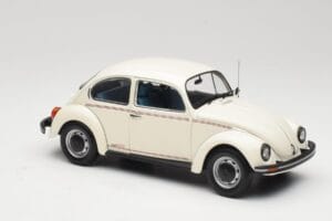 Volkswagen 1200 Jeans Bug Hvid Minichamps 1:18 150057101 Metal — billede 6 af 8