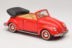 Volkswagen Beetle Cabriolet Rød Maisto 1:18 56010 Metal — billede 6 af 8