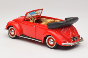 Volkswagen Beetle Cabriolet Rød Maisto 1:18 56010 Metal — billede 7 af 8