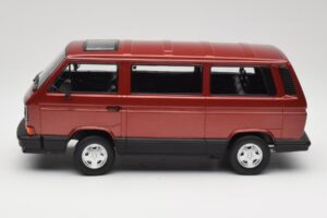 Volkswagen Bus T3 Multivan Magnum Mars Red Metallic KK-Scale 1:18 KKDC180991 Metal — billede 3 af 6