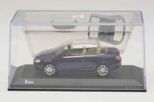 Volkswagen Eos Cabriolet Blå Minichamps 1:43 1F0099300D5Q Metal — billede 4 af 5