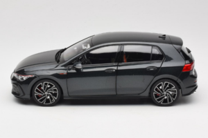 Volkswagen Golf GTI Mk8 Sort Metallic Norev 1:18 188591 Metal — billede 4 af 8