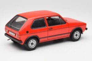 Volkswagen Golf GTI Mk1 Rød Solido 1:18 8166 Metal — billede 3 af 8