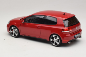 Volkswagen Golf GTI Mk6 Tornado Red Norev 1:18 188504 Metal — billede 4 af 8