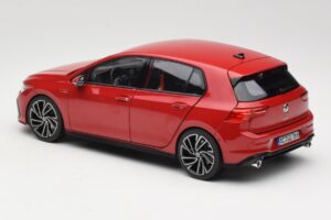 Volkswagen Golf GTI Mk8 Tornado Red Norev 1:18 188595 Metal — billede 7 af 8