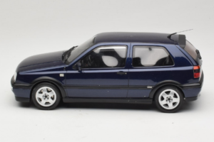 Volkswagen Golf Mk3 VR6 Mørkeblå Otto 1:18 OT046 Resin — billede 3 af 6