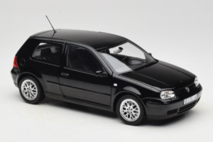 Volkswagen Golf GTI Mk4 Sort Norev 1:18 188574 Metal — billede 6 af 8