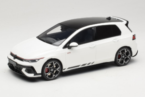 Volkswagen Golf Mk8 GTI Clubsport Pure White Otto 1:18 OT1221 Resin