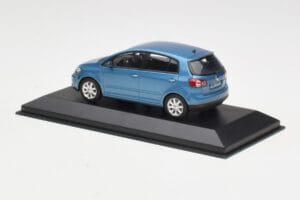 Volkswagen Golf Plus Mk5 Blue Metallic Minichamps 1:43 GOLF002 Metal — billede 3 af 4